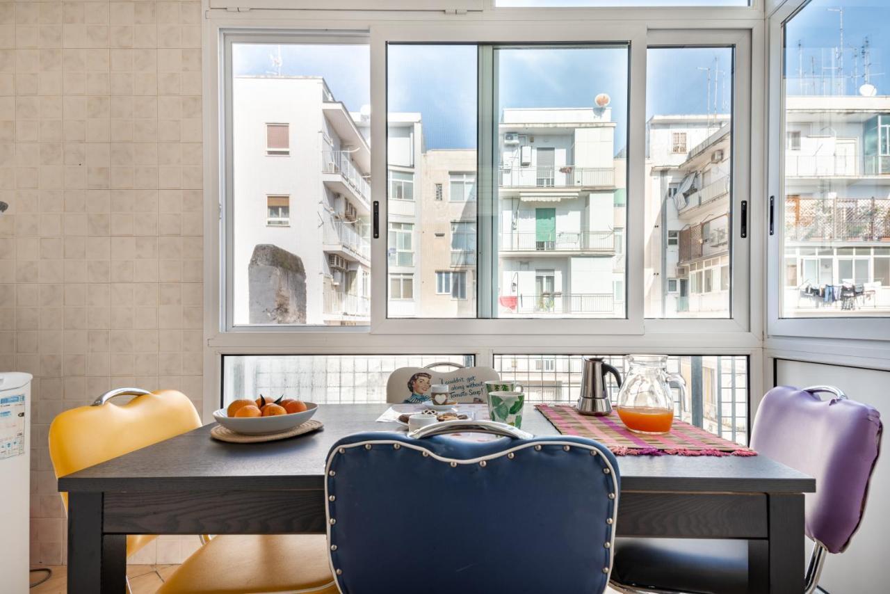 Central & Comfy Apartment With Veranda Bari Ngoại thất bức ảnh